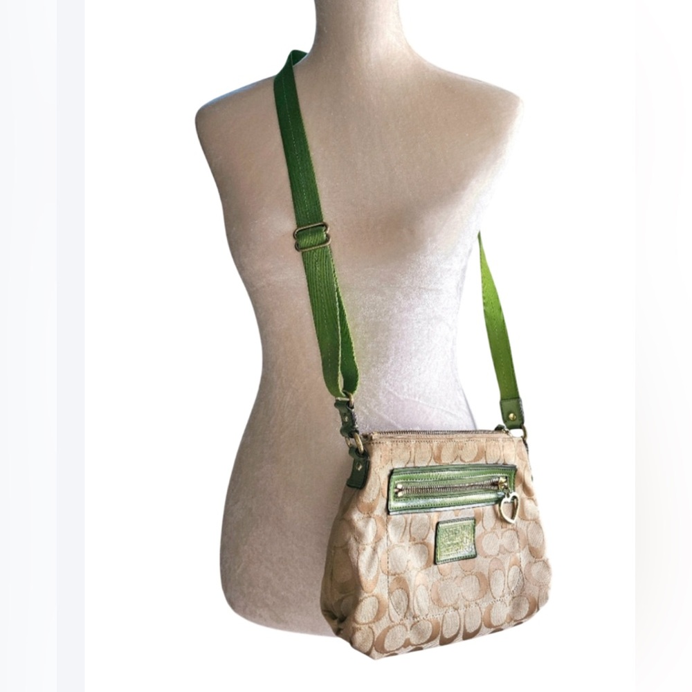 Coach Poppy 2012 Daisy Signature Crossbody Bag Beige & Green w 2 Coach Hangtags - Picture 9 of 17